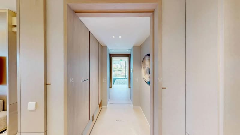 Union Square Residences, 28 Havelock Road,, 3 Bedrooms, 1,066 sqft, Condominium For Sale, by Raye Cham, 500123612 - Corridor - PropertyGuru.com.sg