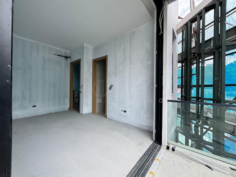 ❤️GIANT⚡️Brand New 3 Lvls Modern Luxury Living Inter-Terrace at Jalan Zamrud, Jalan Zamrud/ Hillview Rise/ Elizabeth Drive, 5 Bedrooms, 3,875 sqft, Terraced House For Sale, by Lynn Tiang, 500123622 - Interior - PropertyGuru.com.sg