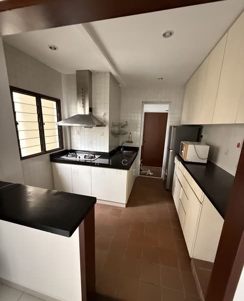 Cashew Heights, 85 Cashew Road, 1 Bedroom, 180 sqft, Condominium For Rent, by Rick Khiantani, 500123626 - Kitchen - PropertyGuru.com.sg