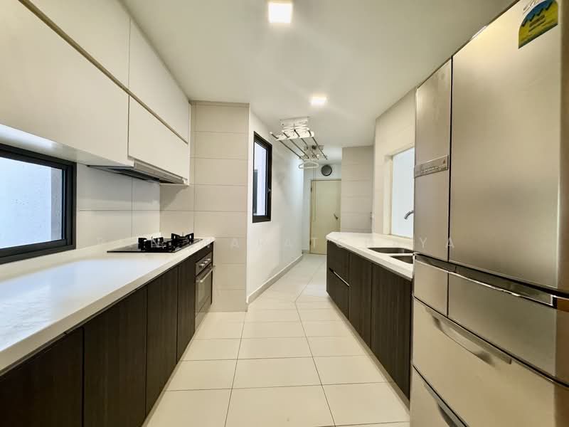 Meadows @ Peirce, 626 Upper Thomson Road, 3 Bedrooms, 1,270 sqft, Condominium For Rent, by Pan Waratchaya, 500123628 - Kitchen - PropertyGuru.com.sg