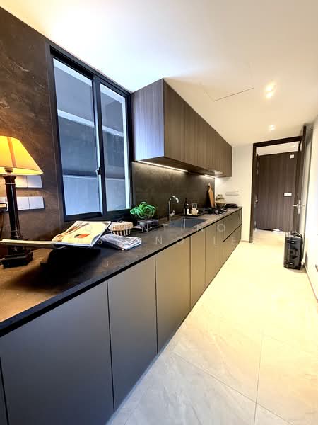 Tembusu Grand, 94 Jalan Tembusu, 5 Bedrooms, 2,691 sqft, Condominium For Sale, by Quintino Cassano Lee, 500123634 - Kitchen - PropertyGuru.com.sg