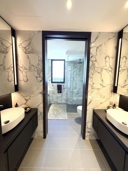 Tembusu Grand, 94 Jalan Tembusu, 5 Bedrooms, 2,691 sqft, Condominium For Sale, by Quintino Cassano Lee, 500123634 - Bathroom - PropertyGuru.com.sg