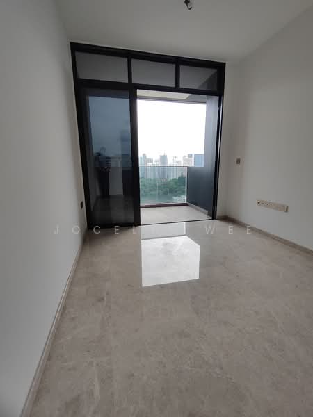 Pullman Residences, 18 Dunearn Road, 2 Bedrooms, 667 sqft, Condominium For Sale, by Jocelyn Wee, 500123650 - Balcony - PropertyGuru.com.sg