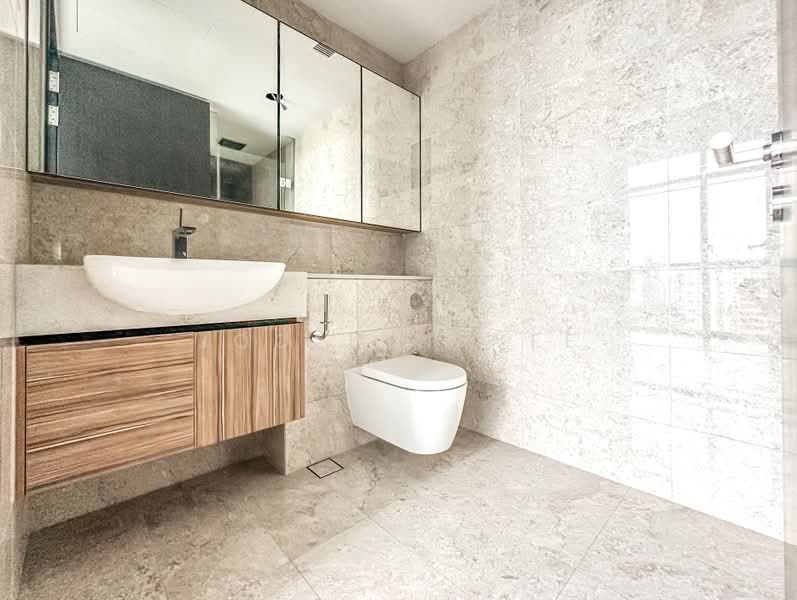 Pullman Residences, 18 Dunearn Road, 2 Bedrooms, 667 sqft, Condominium For Sale, by Jocelyn Wee, 500123650 - Bathroom - PropertyGuru.com.sg