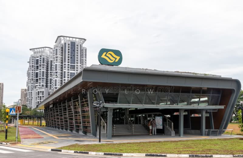 Rare BNew Sea View 2bed 1bath layout - East Coast Bayshore MRT Marine Parade Katong Mall, , 2 Bedrooms, 513 sqft, Condominium For Sale, by Roy Low, 500123679 - Exterior - PropertyGuru.com.sg
