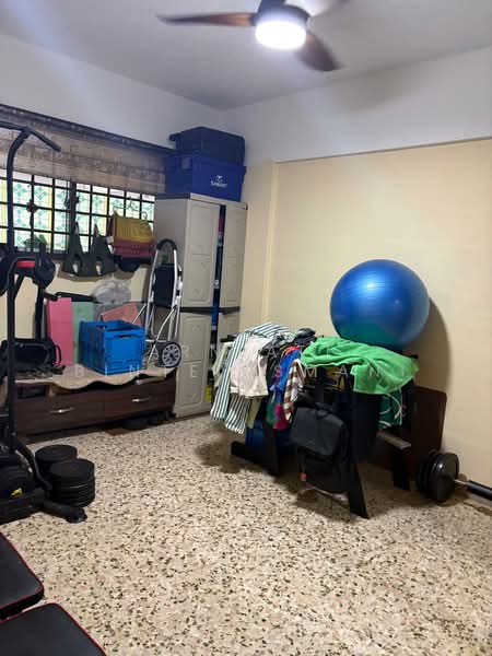 118 Yishun Ring Road, 118 Yishun Ring Road, 2 Bedrooms, 796 sqft, HDB Flat For Sale, by Arniati Binte Asmani, 500123695 - bedroom - PropertyGuru.com.sg