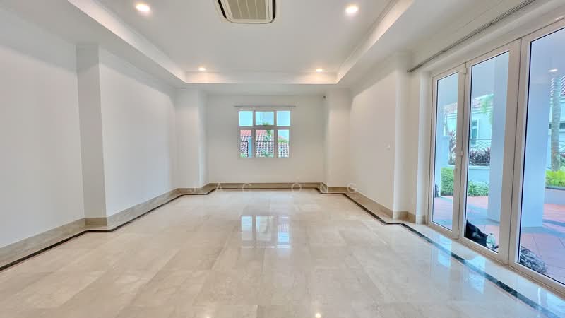 Timeless European Style Good Class Bungalow at Dempsey Vicinity, Ridout Road, 7 Bedrooms, 9,500 sqft, Good Class Bungalow For Rent, by Jac Ong, 500123706 - Living Room - PropertyGuru.com.sg
