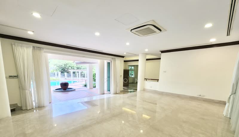 Timeless European Style Good Class Bungalow at Dempsey Vicinity, Ridout Road, 7 Bedrooms, 9,500 sqft, Good Class Bungalow For Rent, by Jac Ong, 500123706 - Dining Room & View - PropertyGuru.com.sg