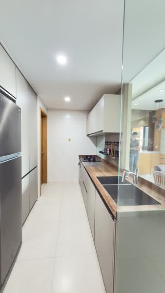 H2O Residences, 38 Fernvale Link, 3 Bedrooms, 1,195 sqft, Condominium For Rent, by Deepti Malik, 500123708 - Kitchen - PropertyGuru.com.sg