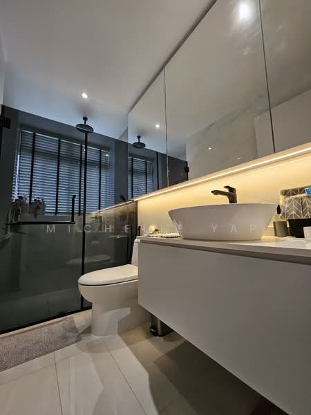 Casablanca, 23 Rosewood Drive, 2 Bedrooms, 936 sqft, Condominium For Sale, by Michelle Yap, 500123710 - Bathroom - PropertyGuru.com.sg