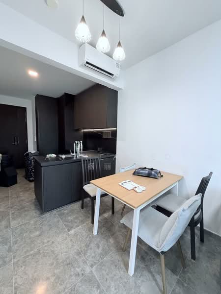 Hyll on Holland, 89 Holland Road, 2 Bedrooms, 614 sqft, Condominium For Rent, by Anthea Yeo 杨丽娇, 500123712 - Kitchen - PropertyGuru.com.sg
