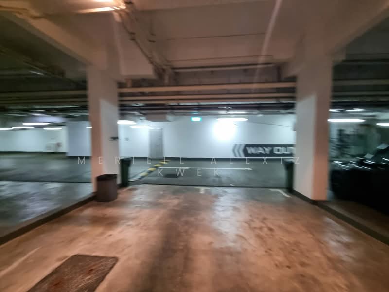Cabana, 263 Sunrise Terrace, 4 Bedrooms, 2,992 sqft, Cluster House For Sale, by Meriell Alexiz Kwek, 500123740 - Car Park - PropertyGuru.com.sg