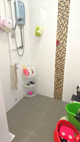 404 Yishun Avenue 6, 404 Yishun Avenue 6, Room Rental, 120 sqft, HDB Flat For Rent, by Steven Choo, 500123761 - Bathroom - PropertyGuru.com.sg