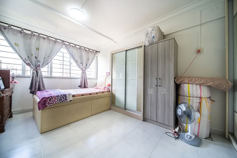 162 Tampines Street 12, 162 Tampines Street 12, 3 Bedrooms, 1,432 sqft, HDB Flat For Sale, by JW Lee 李健汶, 500123765 - Bedroom - PropertyGuru.com.sg