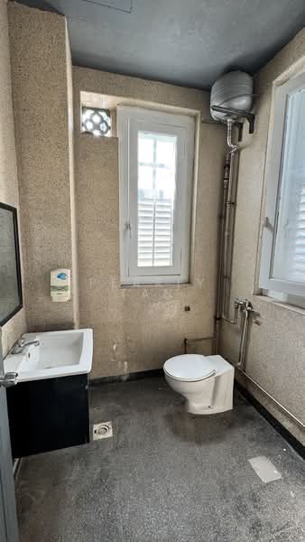 93 Tanjong Pagar, Tanjong Pagar, 4,187 sqft, Shop / Shophouse For Sale, by Pearly Tan, 500123766 - Bathroom - CommercialGuru.com.sg