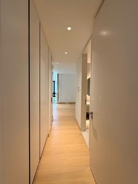 The Colonnade, 82 Grange Road, 3 Bedrooms, 3,993 sqft, Condominium For Rent, by Jaden Shi 石英才, 500123767 - Corridor - PropertyGuru.com.sg