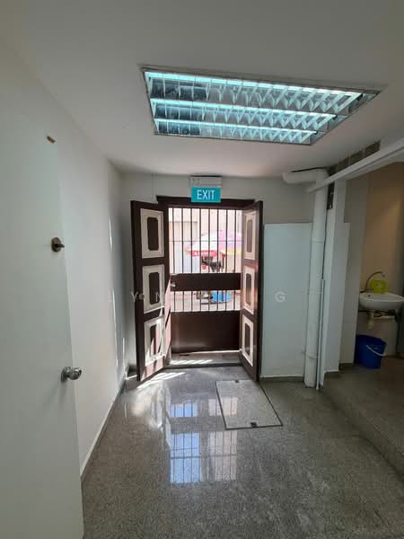 Chinatown MRT 🏆 Temple Street 🌟 Prime Ground Floor Retail Space Shophouse, , 1,200 sqft, Shop / Shophouse For Rent, by Lyn Feng, 500123770 - Backdoor - CommercialGuru.com.sg