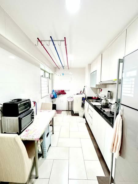 643 Punggol Central, 643 Punggol Central, 3 Bedrooms, 1,184 sqft, HDB Flat For Sale, by Keith Tang, 500123771 - Kitchen - PropertyGuru.com.sg