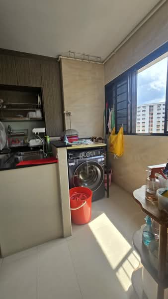 513 Hougang Avenue 10, 513 Hougang Avenue 10, 3 Bedrooms, 904 sqft, HDB Flat For Sale, by Patrick Chee, 500123791 - Kitchen - PropertyGuru.com.sg