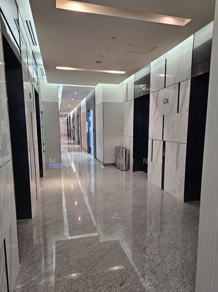 SBF Center, 160 Robinson Road, 624 sqft, Office For Sale, by Marc Ming, 500123795 - Lift Lobby @ Unit level - CommercialGuru.com.sg
