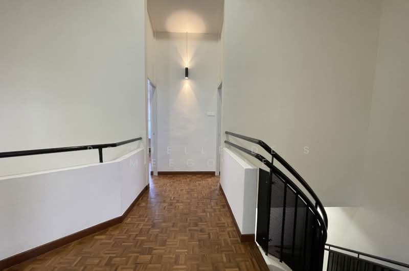 Chancery Court, 36A Dunearn Road, 3 Bedrooms, 2,034 sqft, Condominium For Rent, by Rochelle De S Meegolle, 500123827 - Corridor - PropertyGuru.com.sg