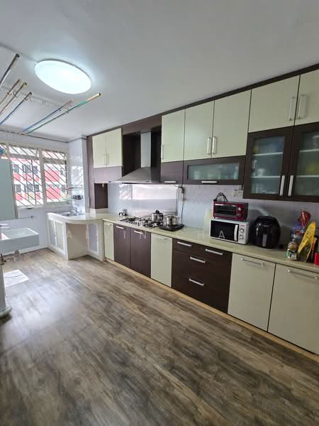 14 Toh Yi Drive, 14 Toh Yi Drive, 4 Bedrooms, 1,313 sqft, HDB Flat For Sale, by Alvin Chan, 500123828 - Kitchen - PropertyGuru.com.sg