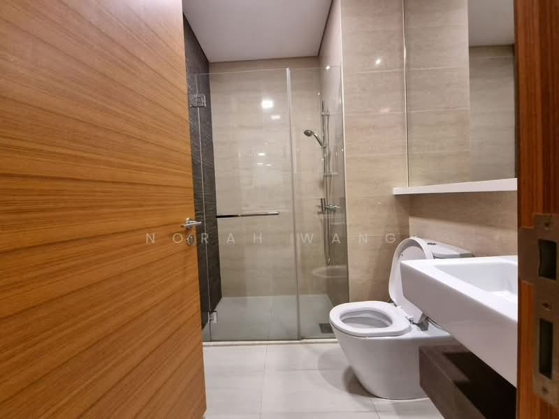 Woodhaven, 71 Woodgrove Avenue, 4 Bedrooms, 3,358 sqft, Condominium For Sale, by Norah Wang, 500123843 - Bathroom - PropertyGuru.com.sg