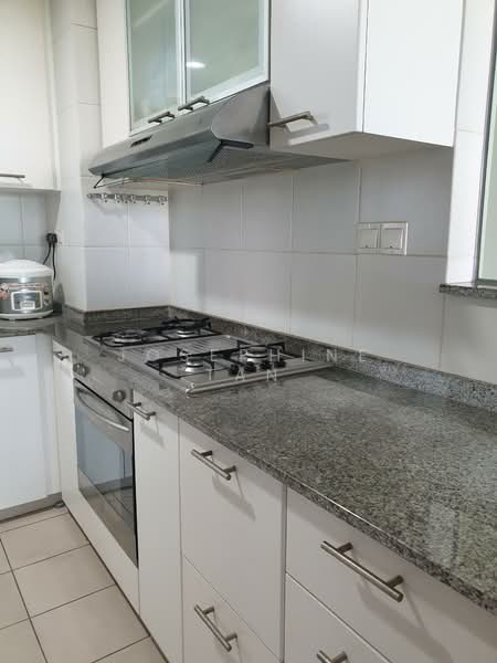 Baywater, 810 Bedok Reservoir Road, 3 Bedrooms, 1,270 sqft, Condominium For Sale, by Josephine Tan, 500123850 - Kitchen - PropertyGuru.com.sg