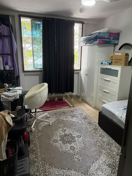 836 Tampines Street 82, 836 Tampines Street 82, 3 Bedrooms, 1,260 sqft, HDB Flat For Sale, by Parry Tiwari Pradeep, 500123855 - Bedroom - PropertyGuru.com.sg