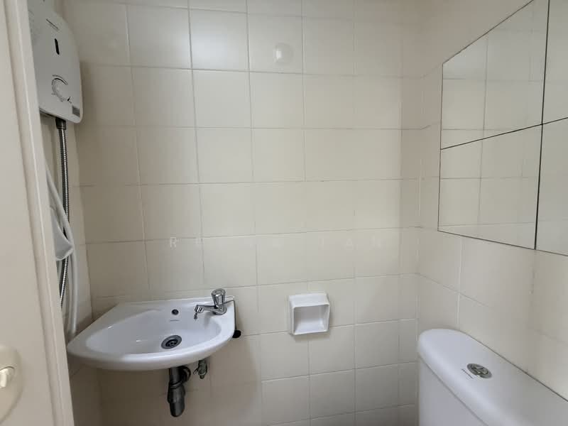 The Madeira, 50 Bukit Batok Street 31, Studio, 100 sqft, Condominium For Rent, by Reena Tan, 500123891 - PropertyGuru.com.sg