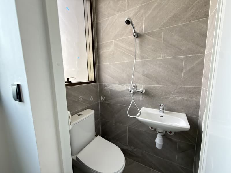 The Landmark, 173 Chin Swee Road, 3 Bedrooms, 1,141 sqft, Condominium For Rent, by Sam Lim, 500123898 - Bathroom - PropertyGuru.com.sg