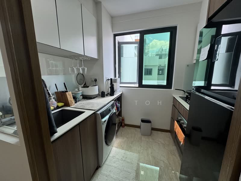 Kingsford Waterbay, 74 Upper Serangoon View, 3 Bedrooms, 1,066 sqft, Condominium For Sale, by Alvin Toh, 500123901 - Kitchen - PropertyGuru.com.sg