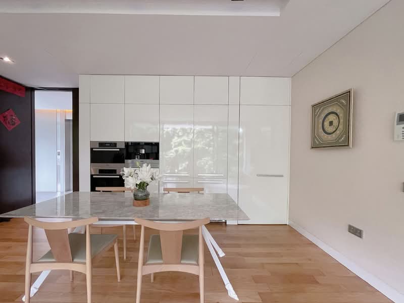 Hilltops, 99 Cairnhill Circle, 3 Bedrooms, 1,593 sqft, Condominium For Rent, by Edward Li, 500123902 - Kitchen - PropertyGuru.com.sg