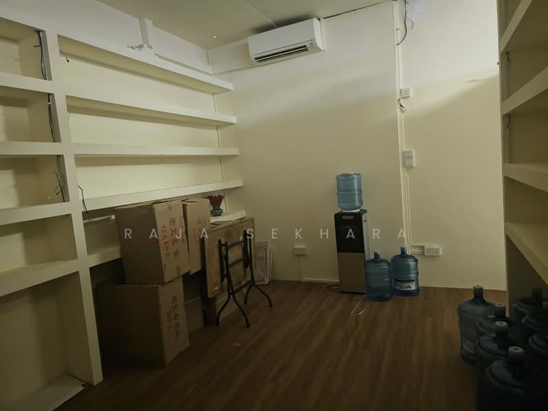 Hoa Nam Building, 27 Foch Road, 193 sqft, Office For Sale, by Raja Sekhara, 500123926 - Interior - CommercialGuru.com.sg