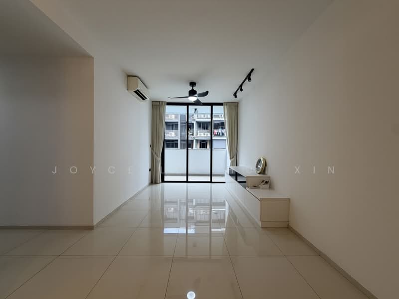 The Wisteria, 590 Yishun Ring Road, 3 Bedrooms, 969 sqft, Condominium For Sale, by Joyce Lye Hui Xin, 500123928 - Living Room - PropertyGuru.com.sg