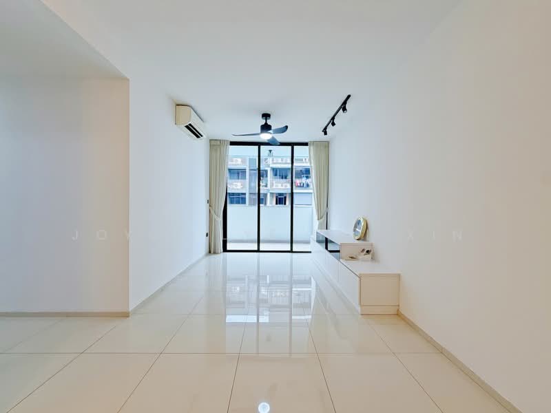 The Wisteria, 590 Yishun Ring Road, 3 Bedrooms, 969 sqft, Condominium For Sale, by Joyce Lye Hui Xin, 500123928 - Living Room - PropertyGuru.com.sg