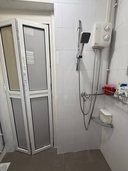 248 Jurong East Street 24, 248 Jurong East Street 24, 2 Bedrooms, 721 sqft, HDB Flat For Sale, by Aloisa Lua (嘉嘉）, 500123929 - PropertyGuru.com.sg
