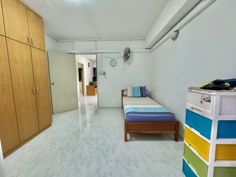 713 Jurong West Street 71, 713 Jurong West Street 71, 3 Bedrooms, 105 sqft, HDB Flat For Sale, by Edeline Ooi, 500123934 - Bedroom - PropertyGuru.com.sg