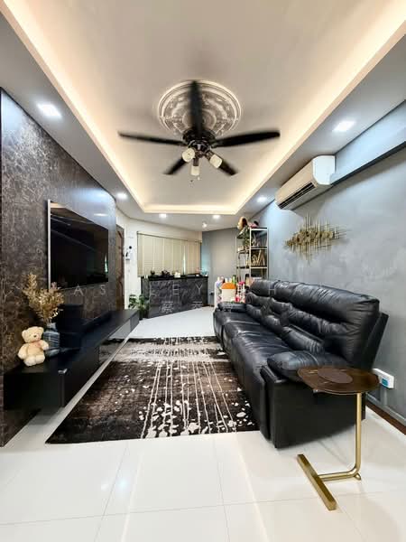 110 Bukit Purmei Road, 110 Bukit Purmei Road, 2 Bedrooms, 807 sqft, HDB Flat For Sale, by Ashley Chai 蔡忝玲, 500123951 - Living Room - PropertyGuru.com.sg