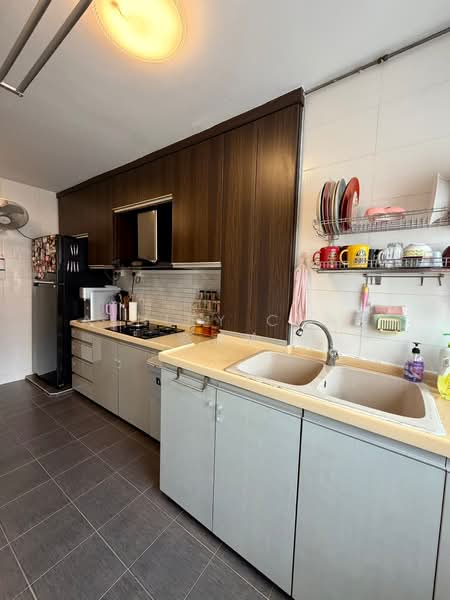 110 Bukit Purmei Road, 110 Bukit Purmei Road, 2 Bedrooms, 807 sqft, HDB Flat For Sale, by Ashley Chai 蔡忝玲, 500123951 - Kitchen - PropertyGuru.com.sg
