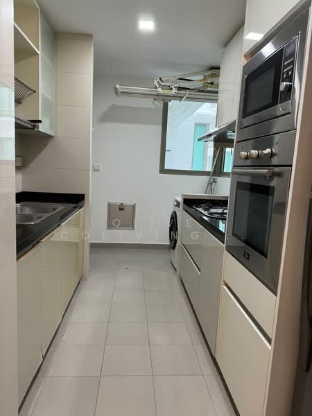 Casa Merah, 50 Tanah Merah Kechil Avenue, Room Rental, 130 sqft, Condominium For Rent, by Liu Siqi, 500123963 - Kitchen - PropertyGuru.com.sg