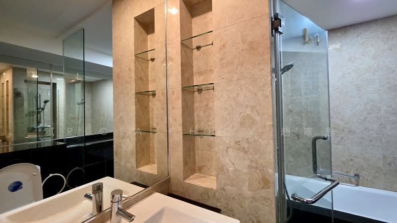 Grandeur 8, 2 Ang Mo Kio Central 3, 2 Bedrooms, 1,130 sqft, Condominium For Sale, by Tricia Chiow 趙寧思, 500123966 - Bathroom - PropertyGuru.com.sg