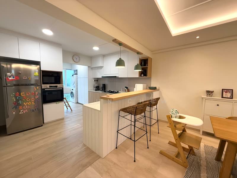 130 Clarence Lane, 130 Clarence Lane, 3 Bedrooms, 1,119 sqft, HDB Flat For Rent, by Shaun Chew, 500123967 - Kitchen - PropertyGuru.com.sg