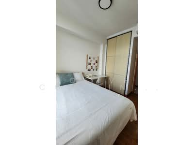 For Rent - The Lakeshore