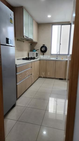 The Lakeshore, 31 Jurong West Street 41, Room Rental, 130 sqft, Condominium For Rent, by Liu Siqi, 500123970 - Kitchen - PropertyGuru.com.sg