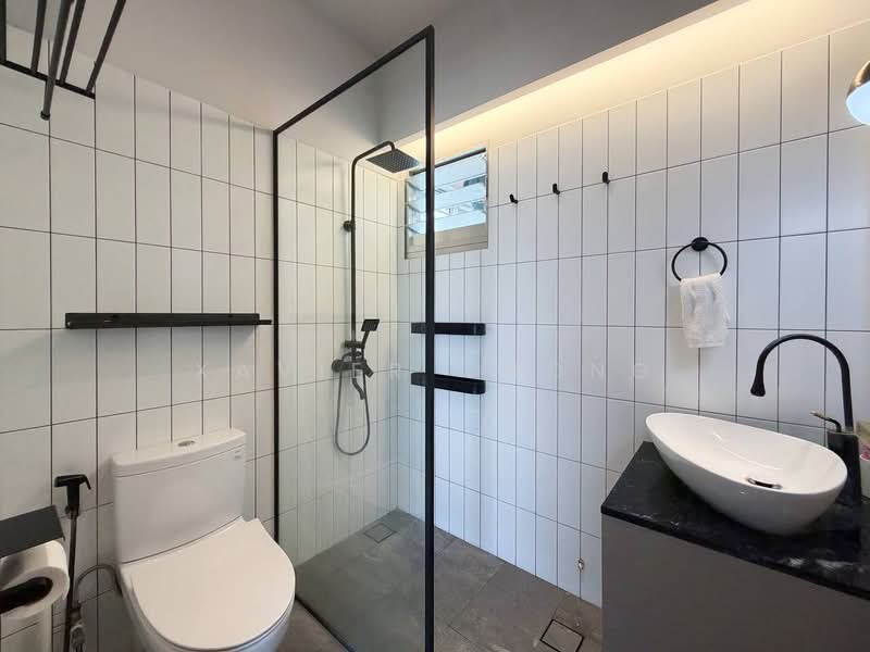 406B Northshore Drive, 406B Northshore Drive, 3 Bedrooms, 1,206 sqft, HDB Flat For Sale, by Xavier Chong, 500123979 - Bathroom - PropertyGuru.com.sg