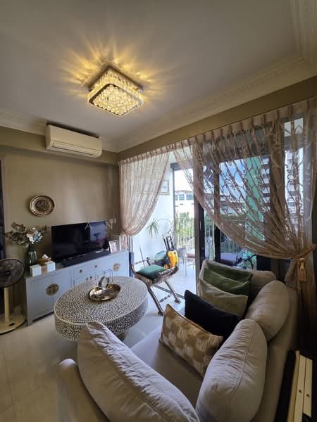 Sol Acres, 14 Choa Chu Kang Grove, 2 Bedrooms, 614 sqft, Executive Condominium For Sale, by Andy Lim 林佳俊, 500123982 - Living Room - PropertyGuru.com.sg