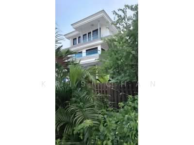 For Sale - Kembangan MRT undervalue detached