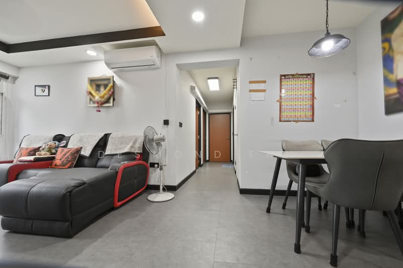 469B Sengkang West Way, 469B Sengkang West Way, 3 Bedrooms, 1,001 sqft, HDB Flat For Sale, by Desmond Tan, 500123992 - Living Room - PropertyGuru.com.sg