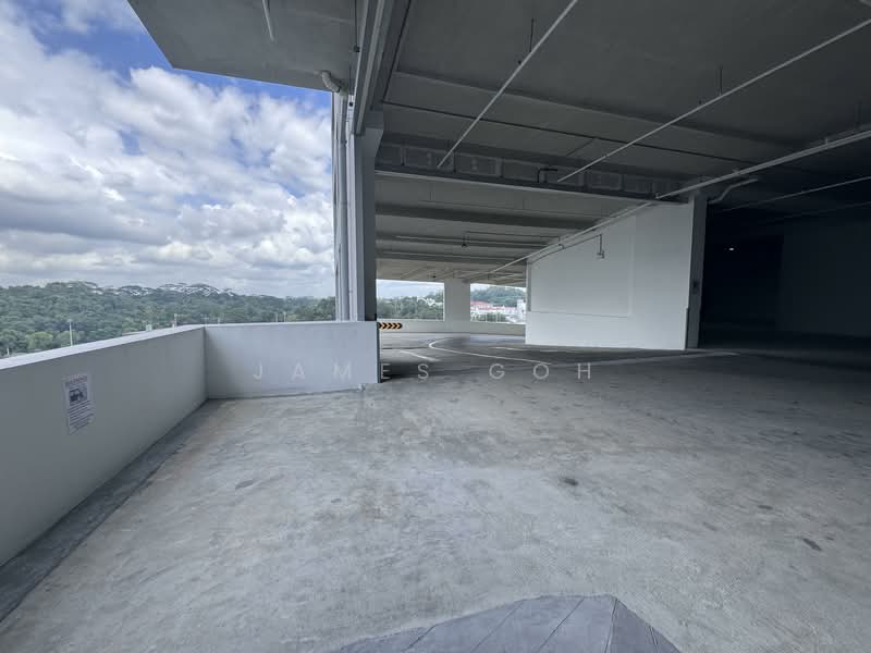 Food Vision @ Mandai, 21 Mandai Estate, 1,722 sqft, Factory / Workshop (B2) For Rent, by James Goh, 500123999 - Car Park - CommercialGuru.com.sg